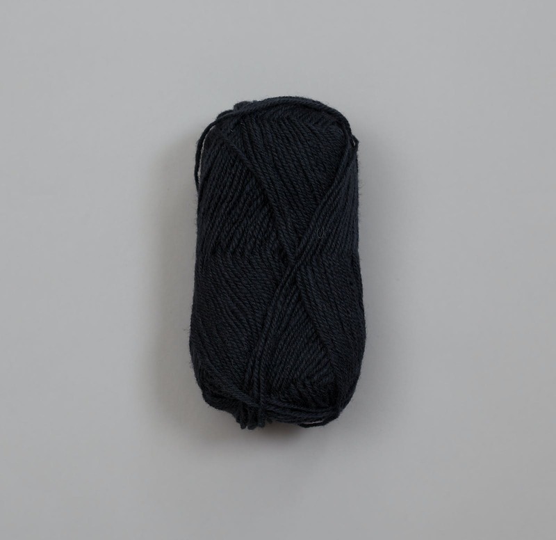 1387 3-tråds strikkegarn - mørk blågrå