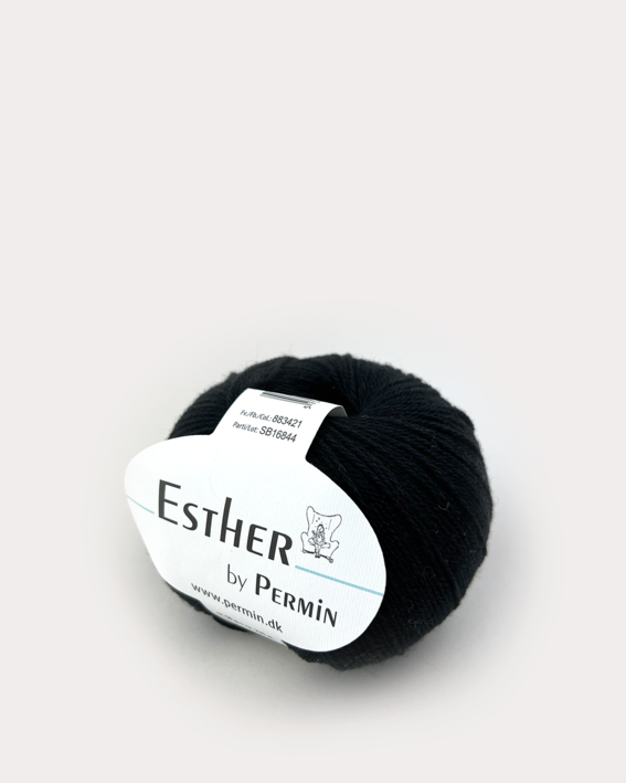 421 Esther - svart