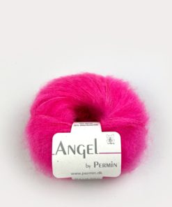 4135 Angel Mohair - neon pink