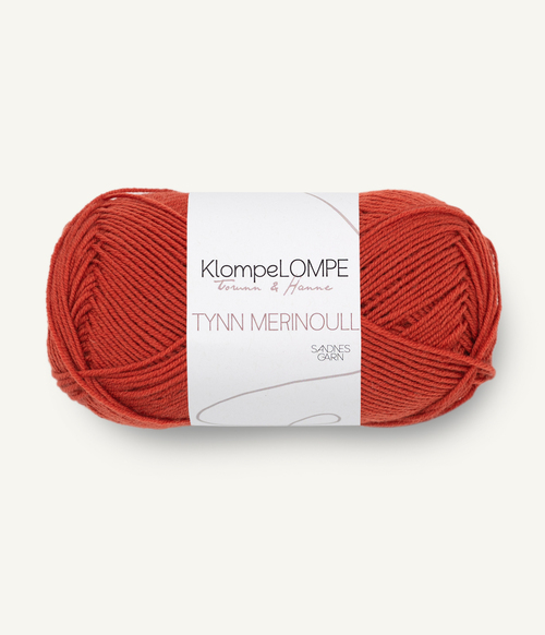 3837 KlompeLompe Tynn Merinoull - rød tegl