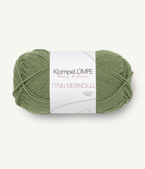 9052 KlompeLompe Tynn Merinoull - mørk puddergrønn