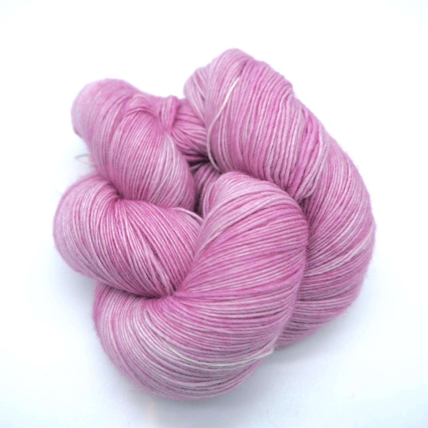 017 Lace - pink frost