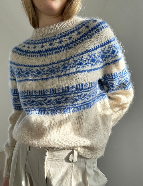 leKnit - Porcelain yoke sweater