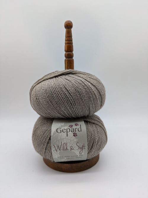 144 Wild & Soft - lys beige