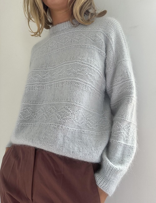 leKnit - Porcelain damask sweater