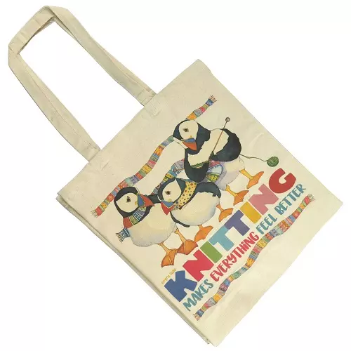 Kanvaspose - knitting puffins