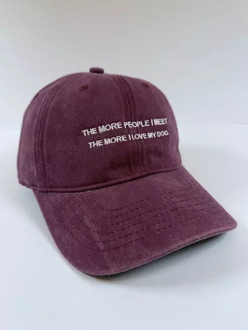 Caps - the more people I meet..., vinrød