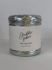 3 Mere heklegarn - sølv, metallisk (på begge sider)