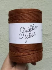34 Mere snor - karamell