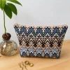 Blue flora clutch m/bund, ca 28x18x6cm