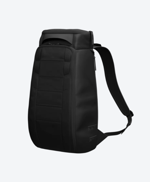 Hugger Backpack 20L "Black Out" - Douchebags