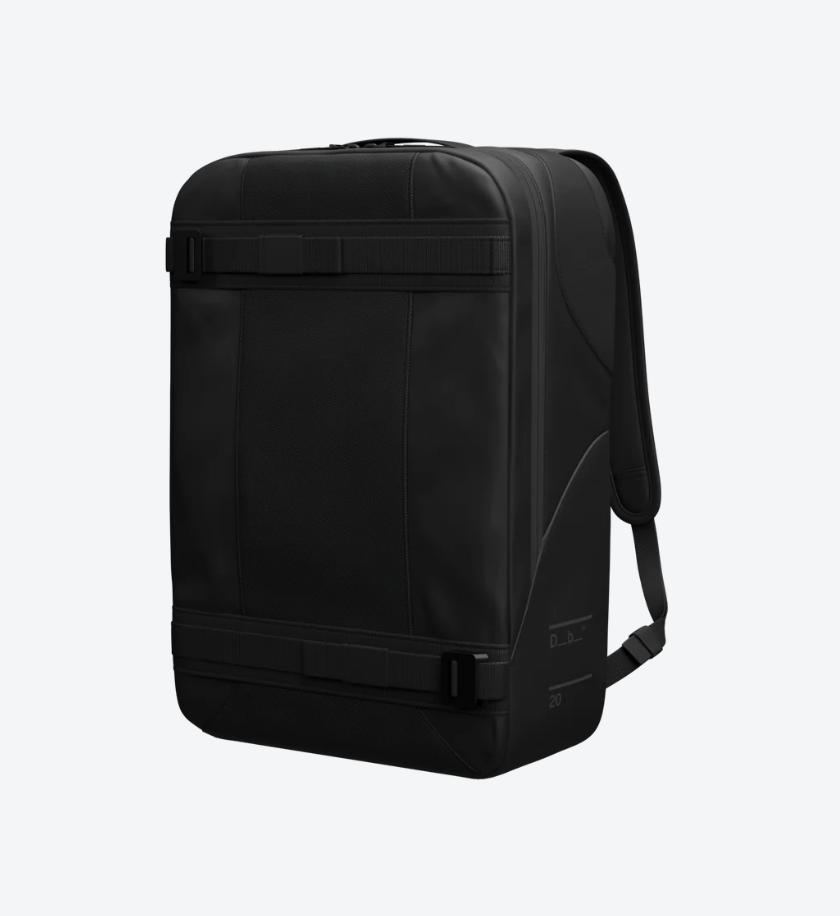 Skateboarding Daypack 20L "Black Out" - Douchebags