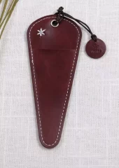 SAKSEETUI Kunstskinn Vinrød