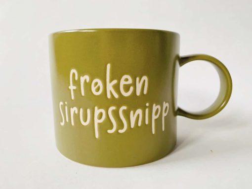 Trend Design Krus Med Tekst «Frøken Sirupssnipp» Grønn