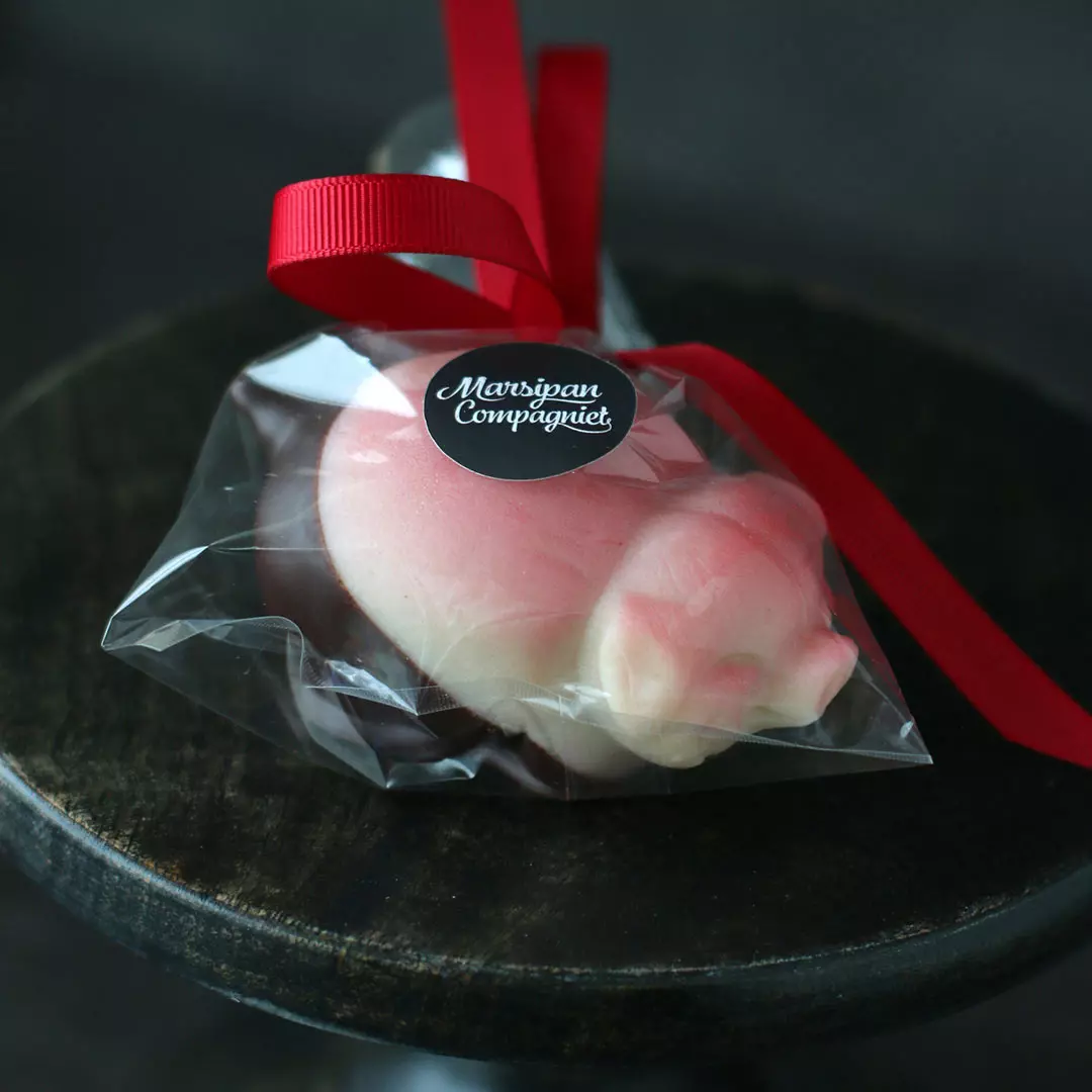 Marsipancompagniet Sjokostump Marsipangris, ca 100gr