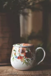 Trend Design Krus med lokk og sil – blomster creme