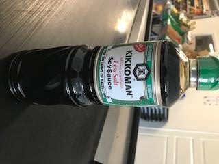 KIKKOMAN Less salt soy sauce 975mL 万字减盐酱油 975毫升