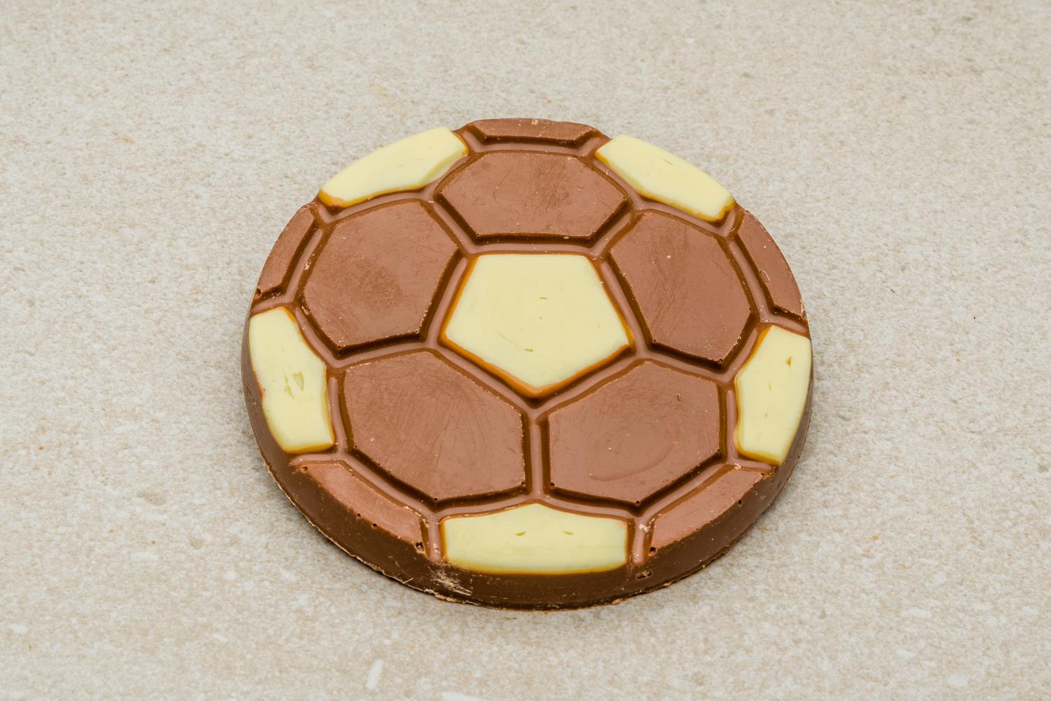 Fotball flat melkesjokolade