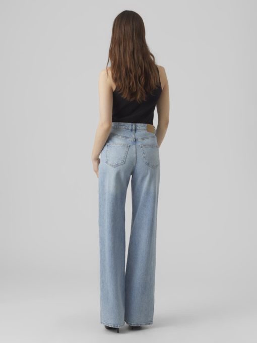 gallery-1004-for-BS102838580
