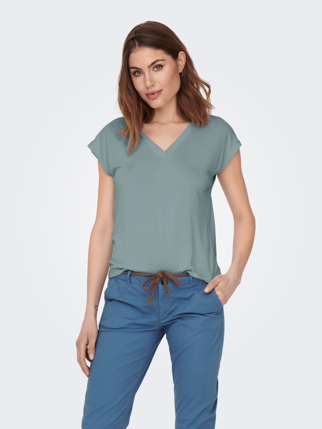 Only Free SS V-Neck Top