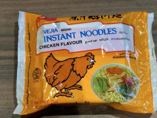 Instant noodles chicken flavour