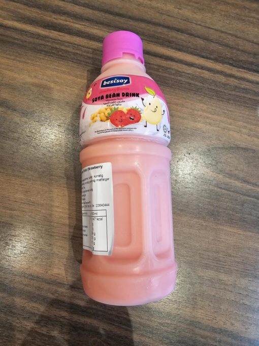 Soy bean drink strawberry