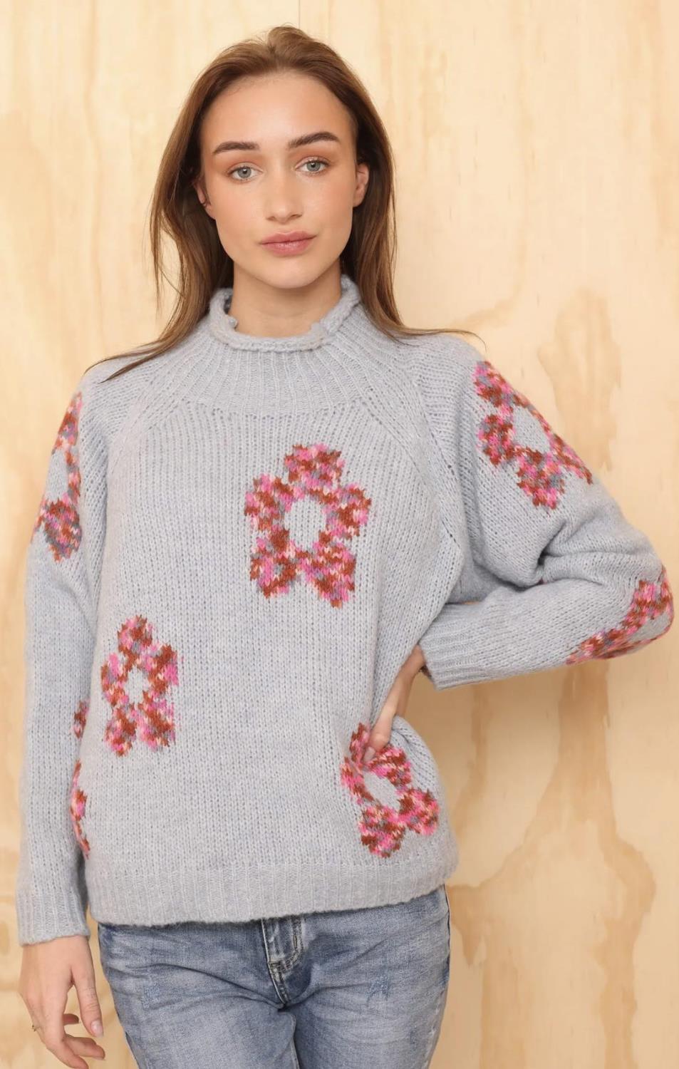 Pretty Flower Sweater Grey