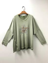 Simple Star Sweater Green