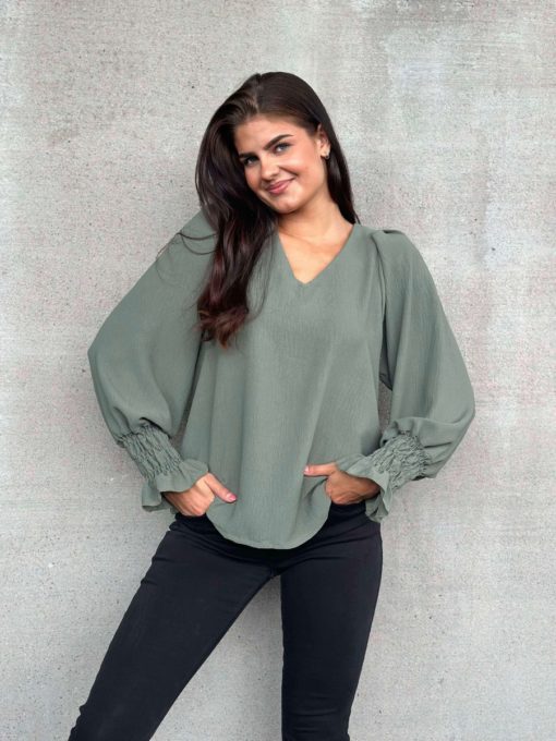 Leah blouse green