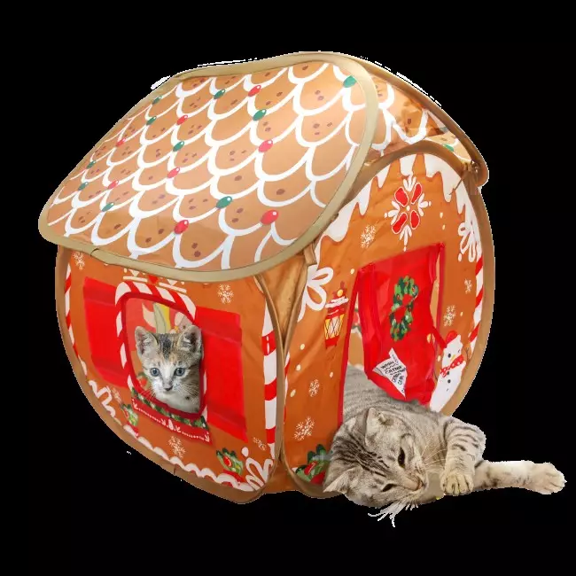 Juleleke KONG Holiday Play Spaces Bungalow Gingerbread