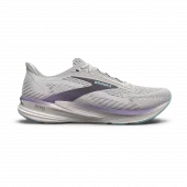 Brooks Revel 8