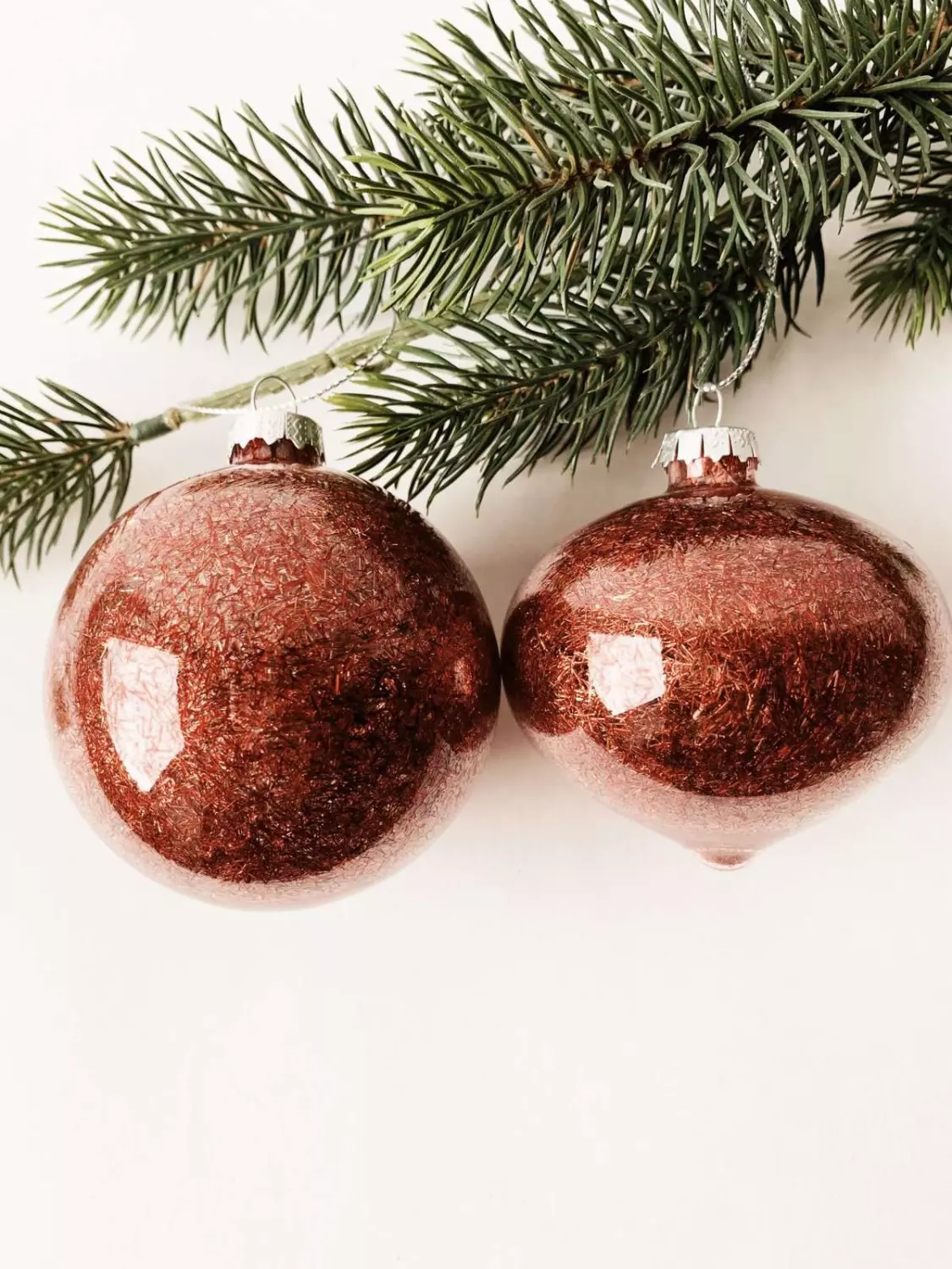 Trend Design Julekule 8 cm ass rund/dråpe rød