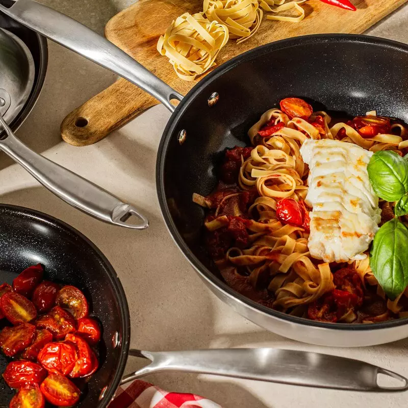 gallery-930-for-50230242