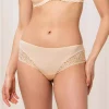 Amourette Spotlight Hipster X