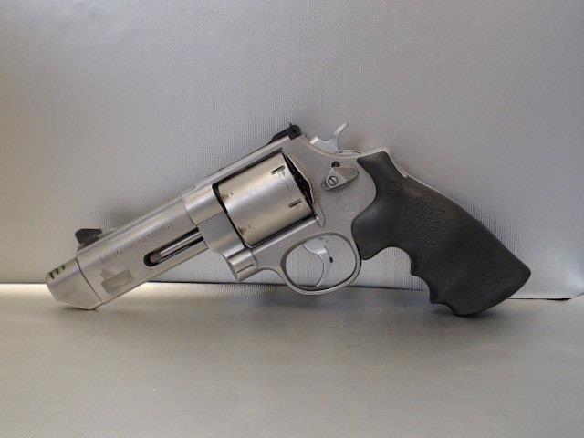 Smith & Wesson Performance Center 629 V-COMP .44 Magnum 4"