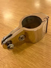 Rørfeste delbart for 32mm rør syrefast
