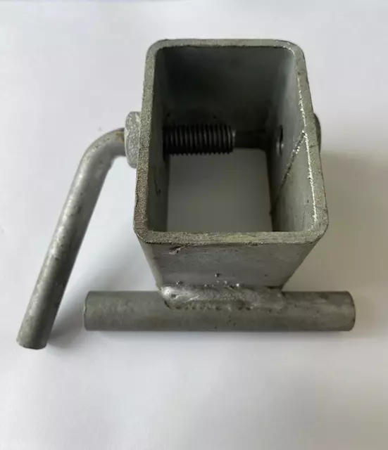 Respo mansjett for sidestøtte + Låsebolt M12