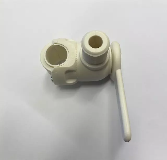 Antennefot for rekkemontering 25mm Nylon.