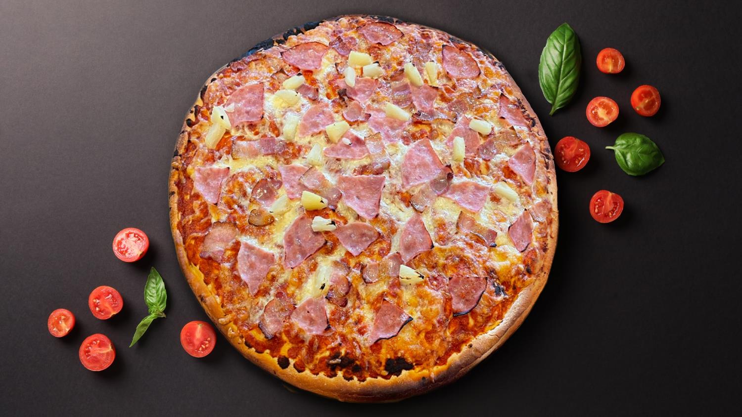 Familiepizza - Skinke, bacon og ananas