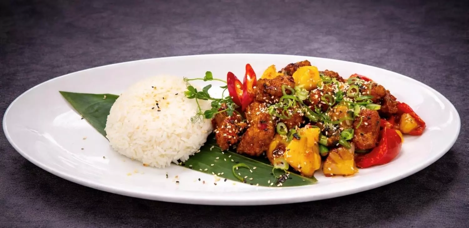 Crispy chicken i ananasdrøm