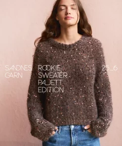 25 Nr. 6 - Rookie Sweater Paljett edition Norsk