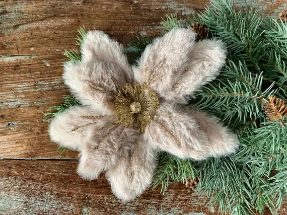 Pelsblomst Med Klype - Champagne