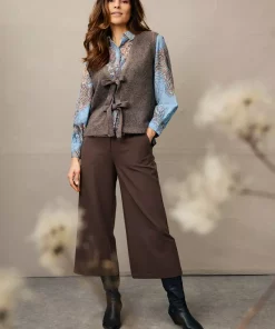 Strikkavest meg Knyting