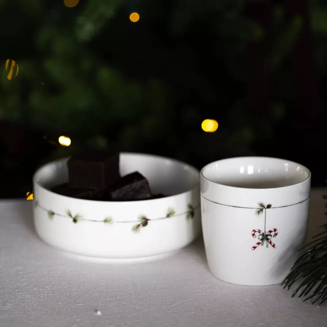 SØGNE Krus tradisjon polka hvit