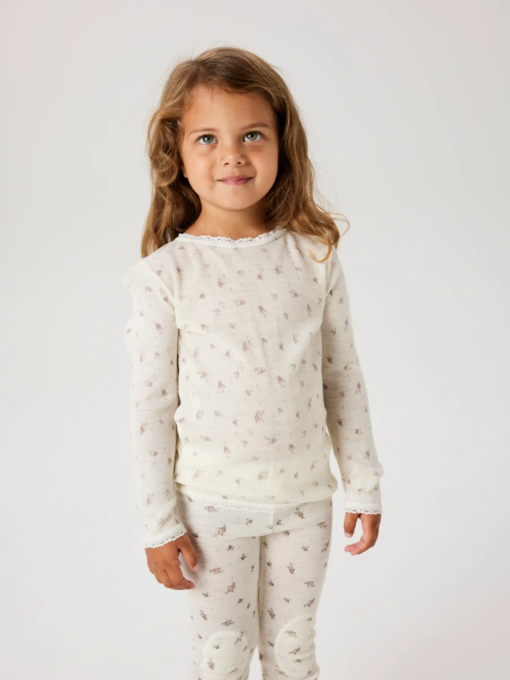 Wang wool top, Snow White/Small Flowers