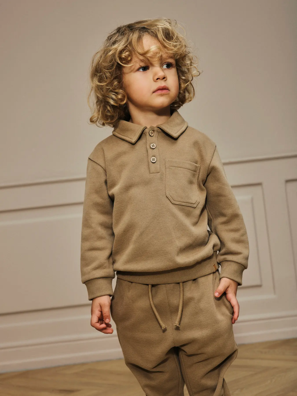 Ilondon Roa sweat, Sepia Tint