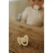 Binky bow, Oat white, Silicone