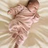 NBFnabiaya vel pant, Lotus