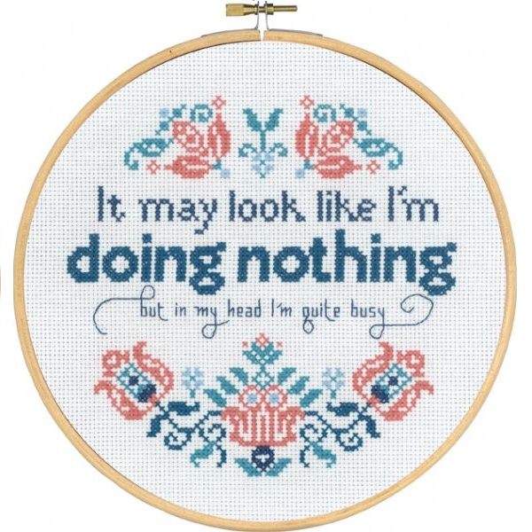 Geriljabroderi "Quite busy" Ø 20cm