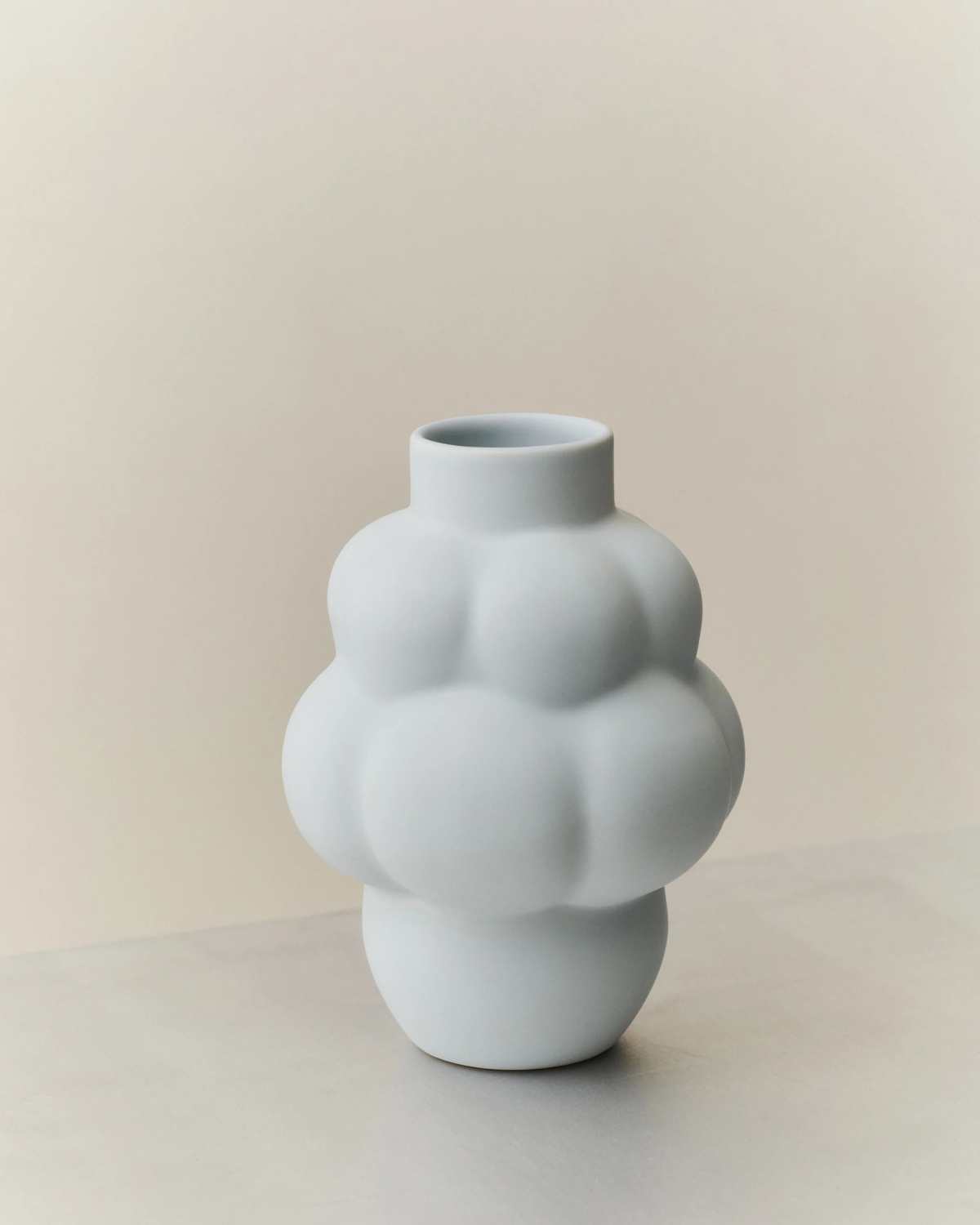 Balloon vase 04 ceramic